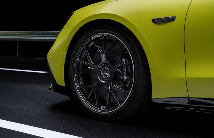 2026 Mercedes-AMG 4-drzwiowe Coupe