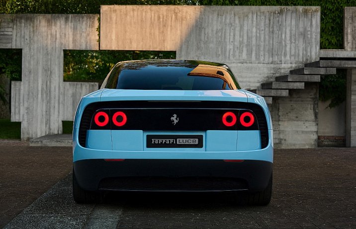 Ferrari Luce