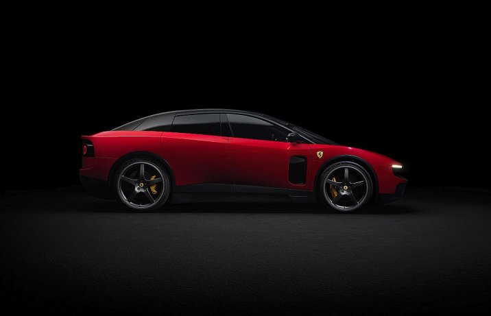 Ferrari Luce