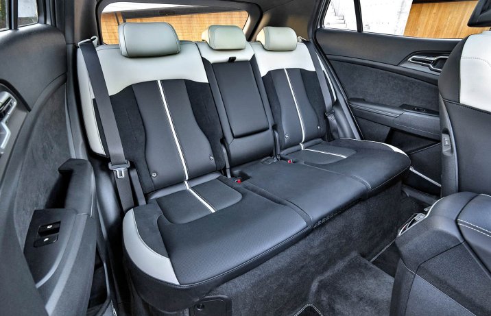 Kia Sportage – wnętrze, kanapa