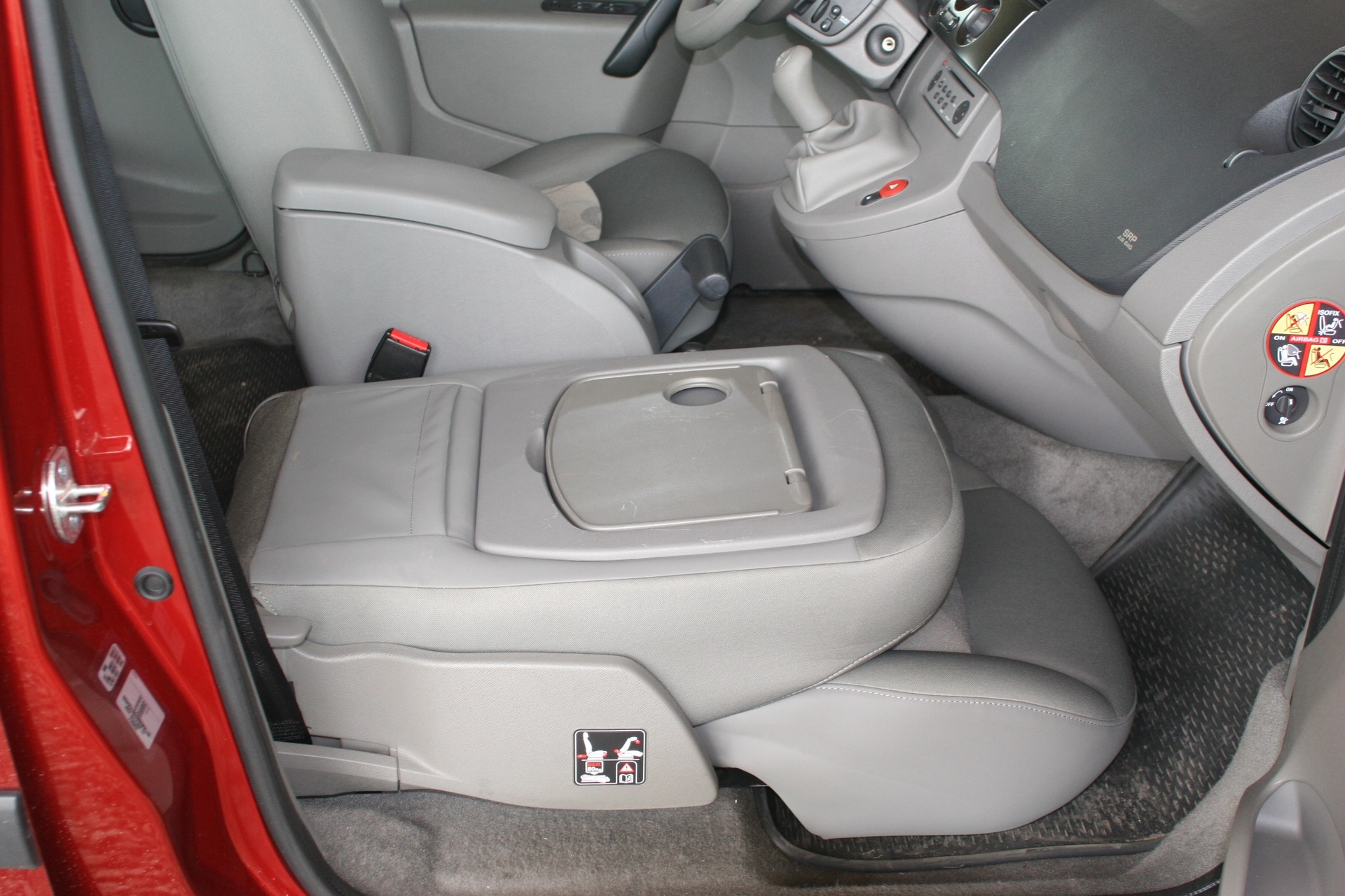 renault-kangoo-schowek-sufitowy