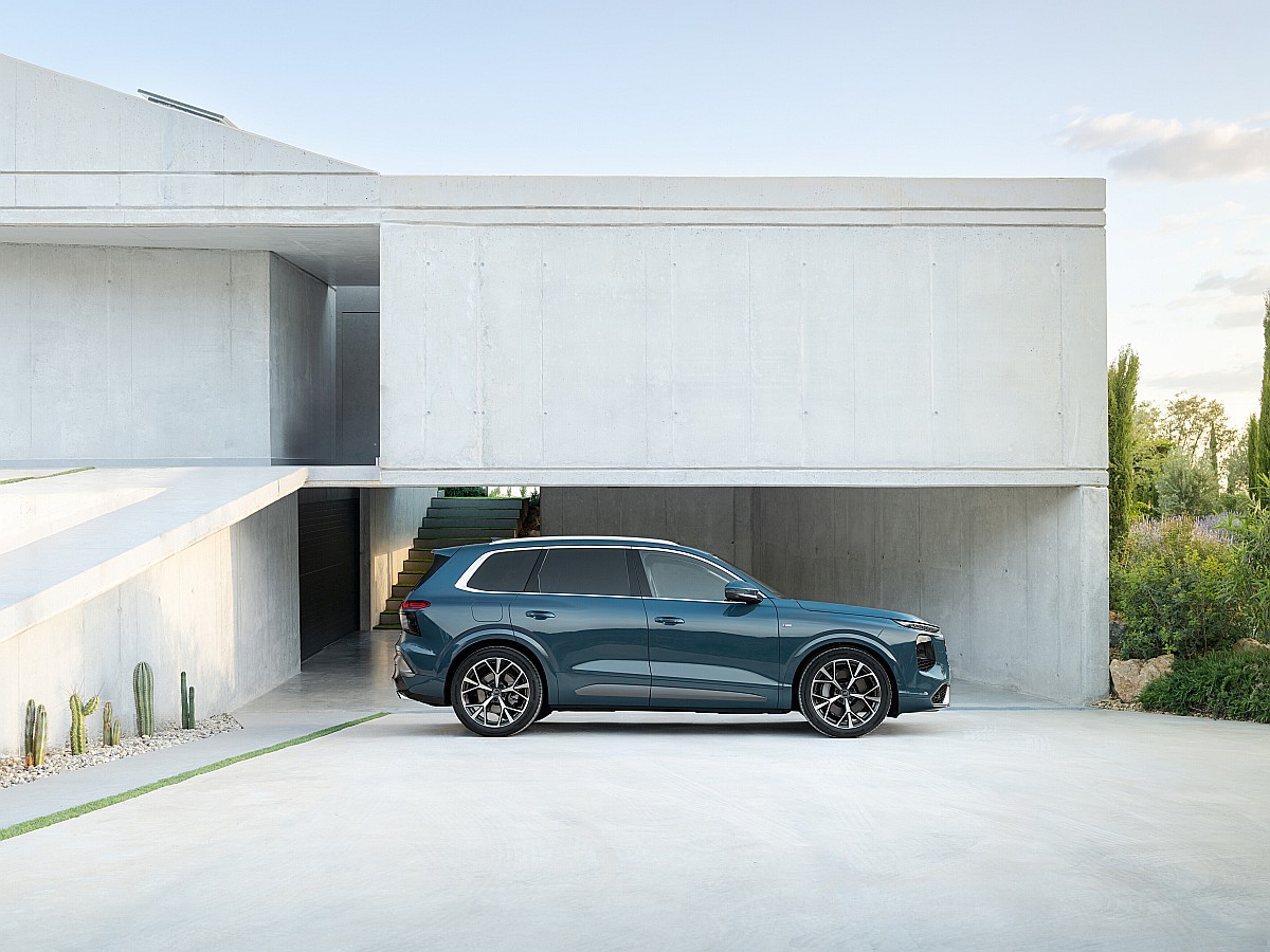 Audi Q7 2027 (16)