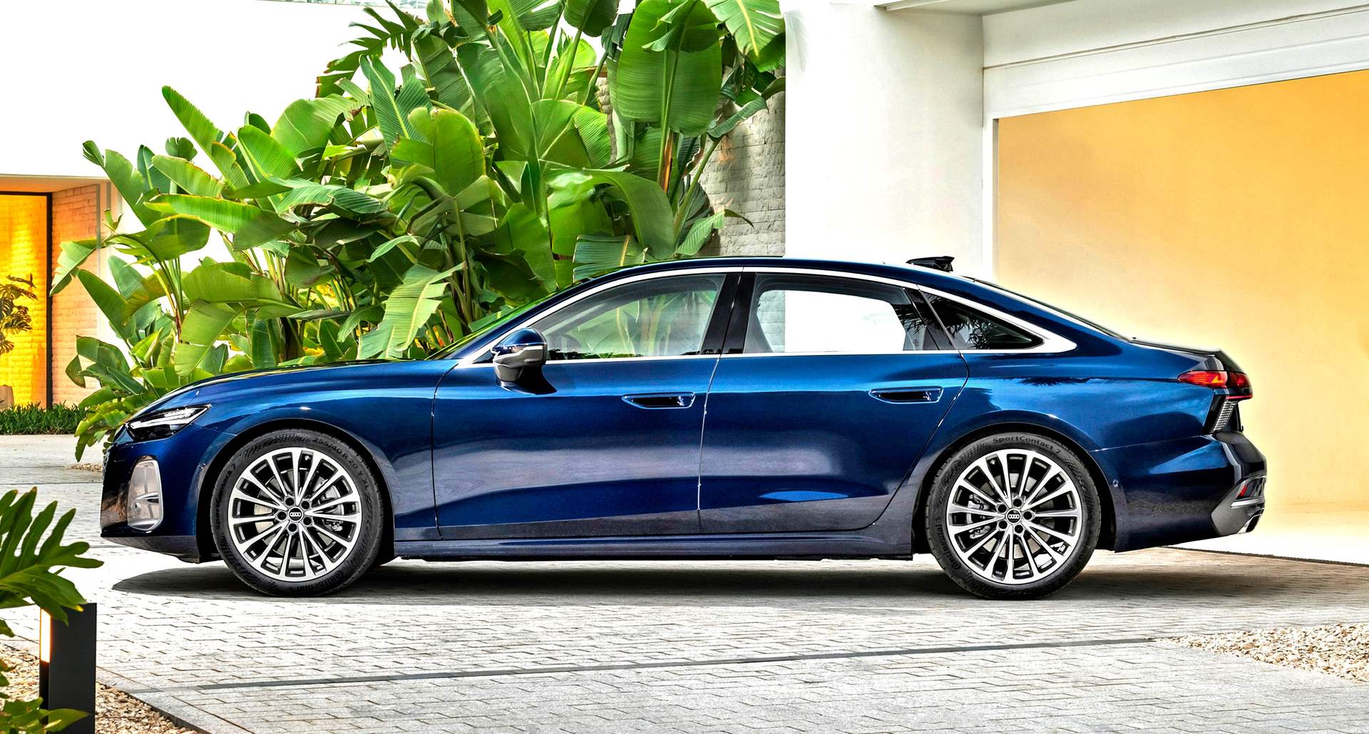 audi a6 limousine widok z boku