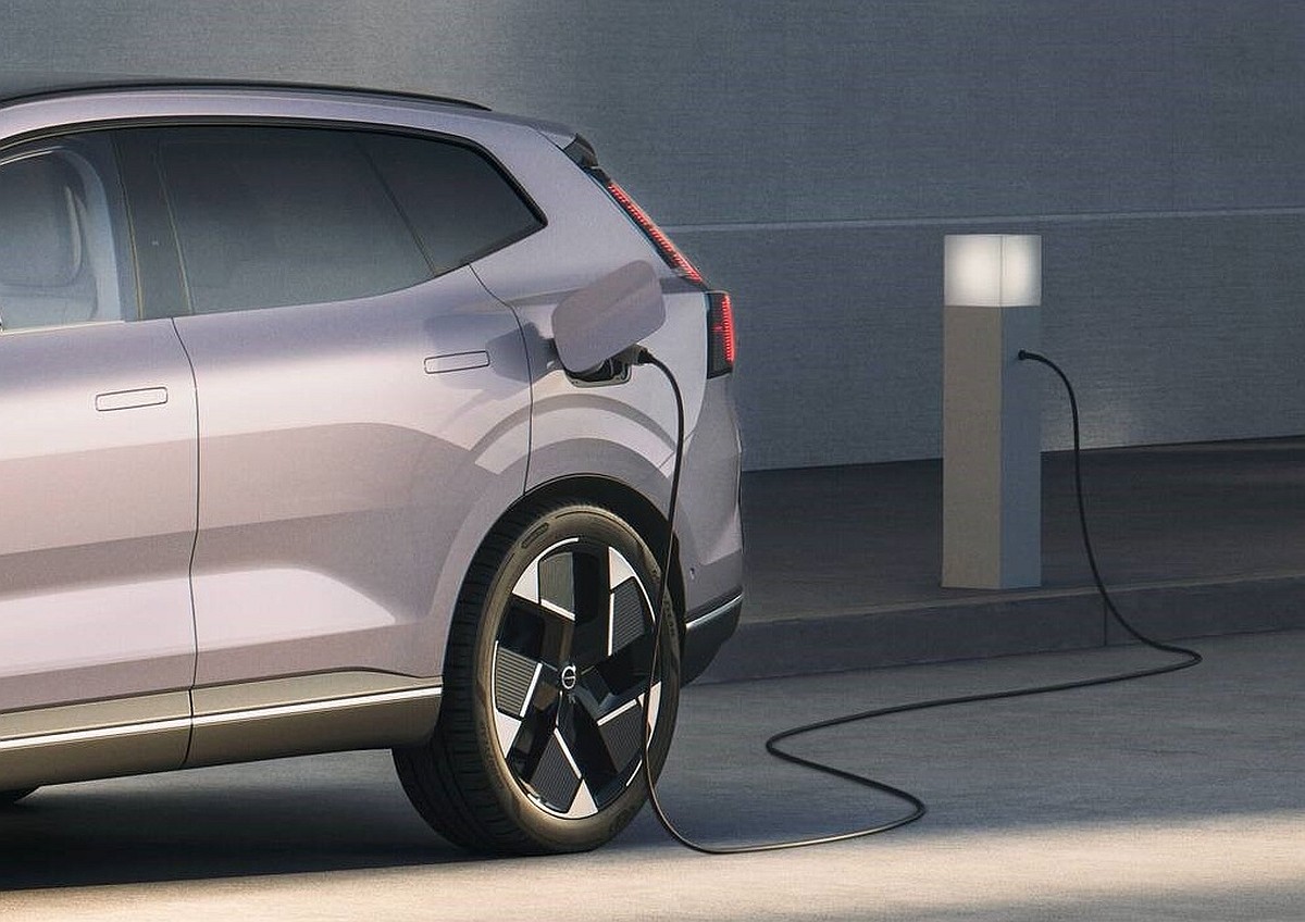 Volvo XC70 PHEV