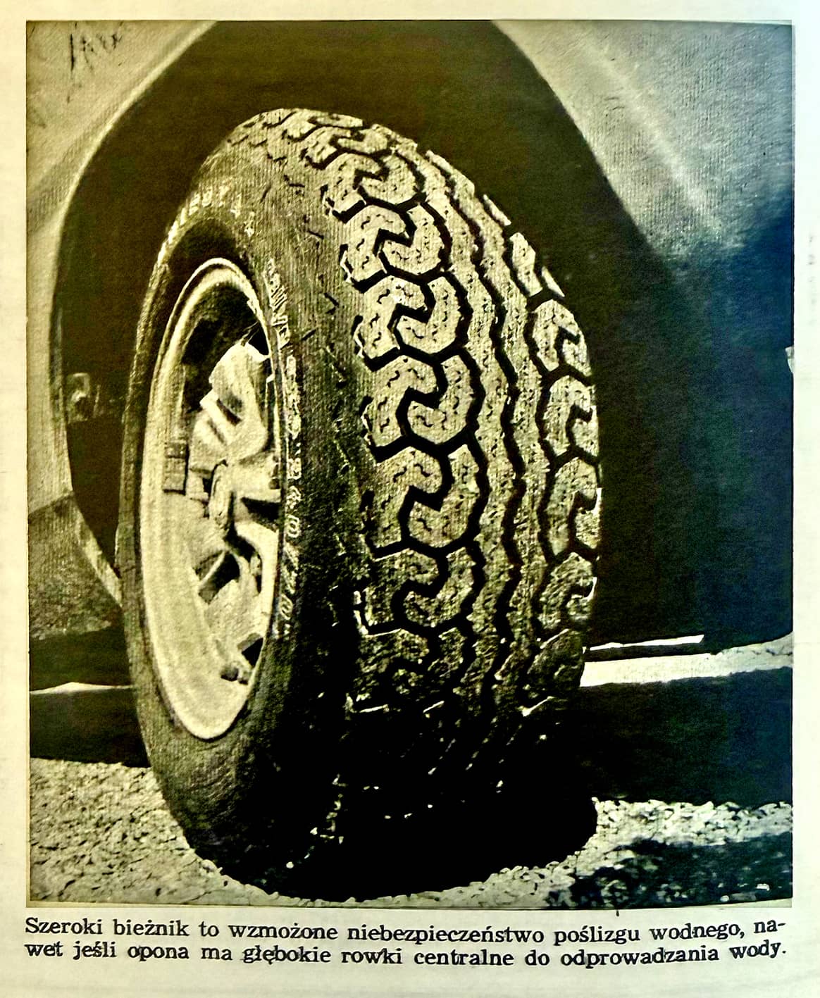 opona-motor-26-1976
