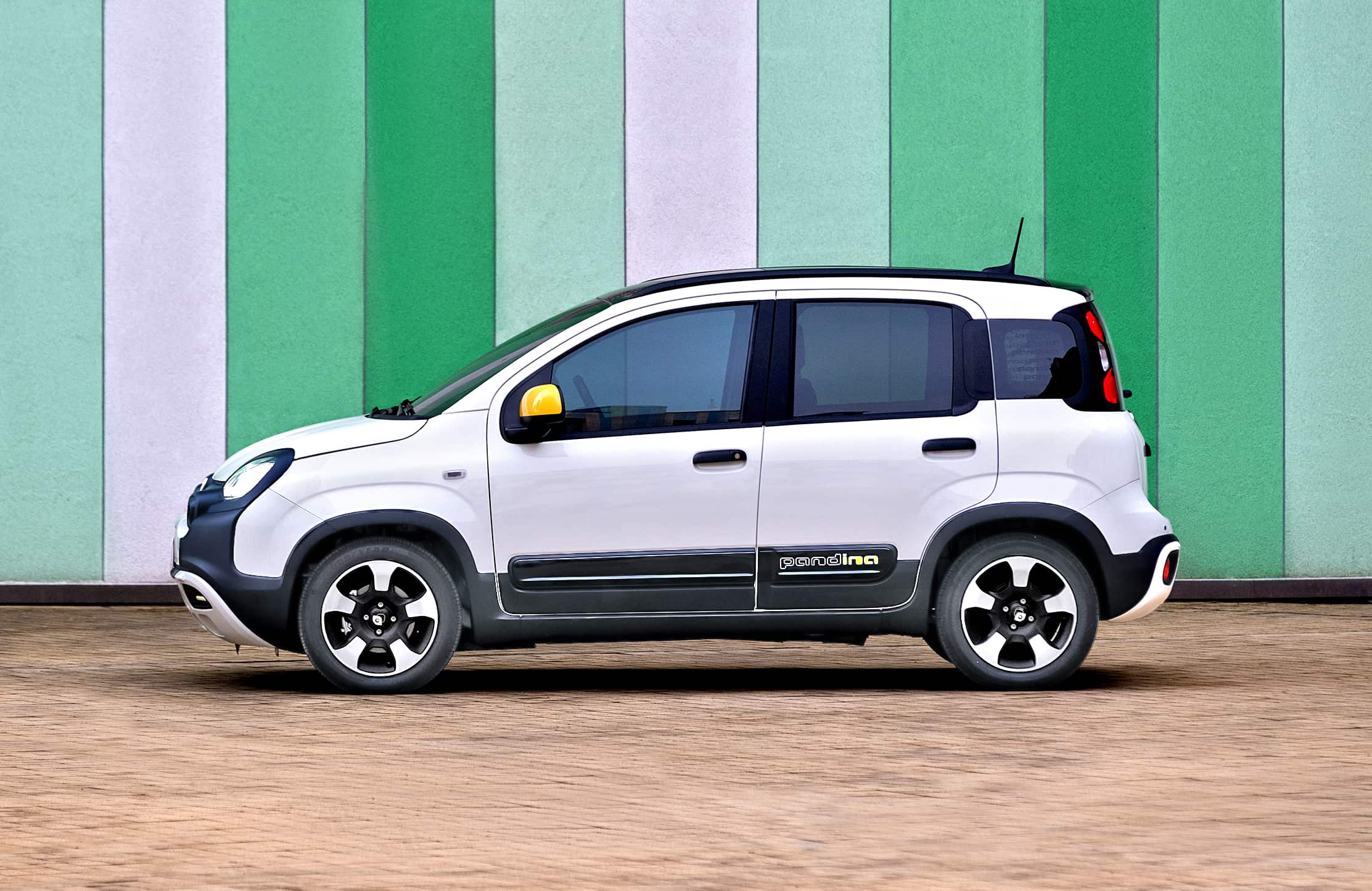 Fiat Pandina – bok
