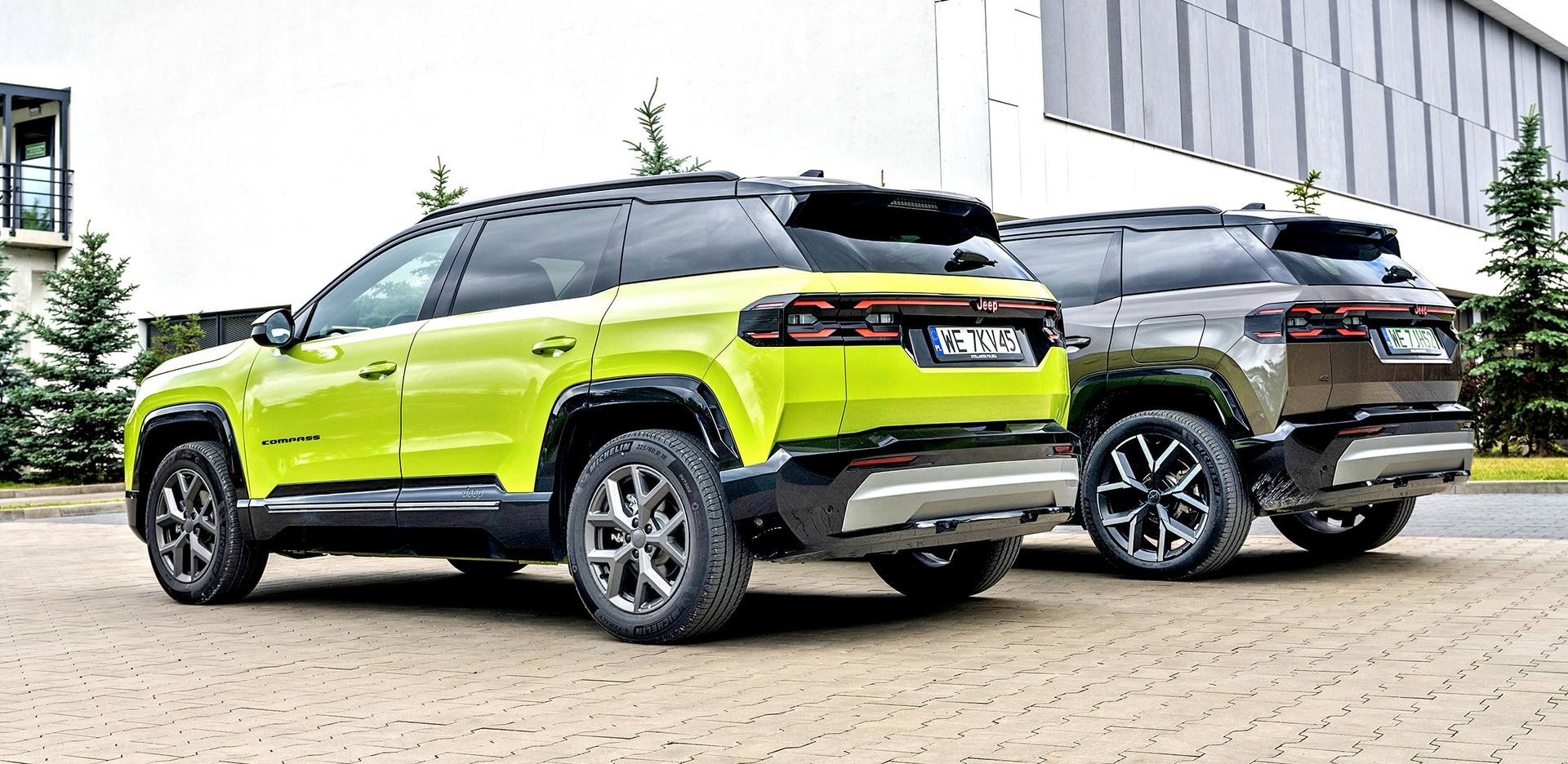 jeep compass 2026 mhev i bev – tyły aut