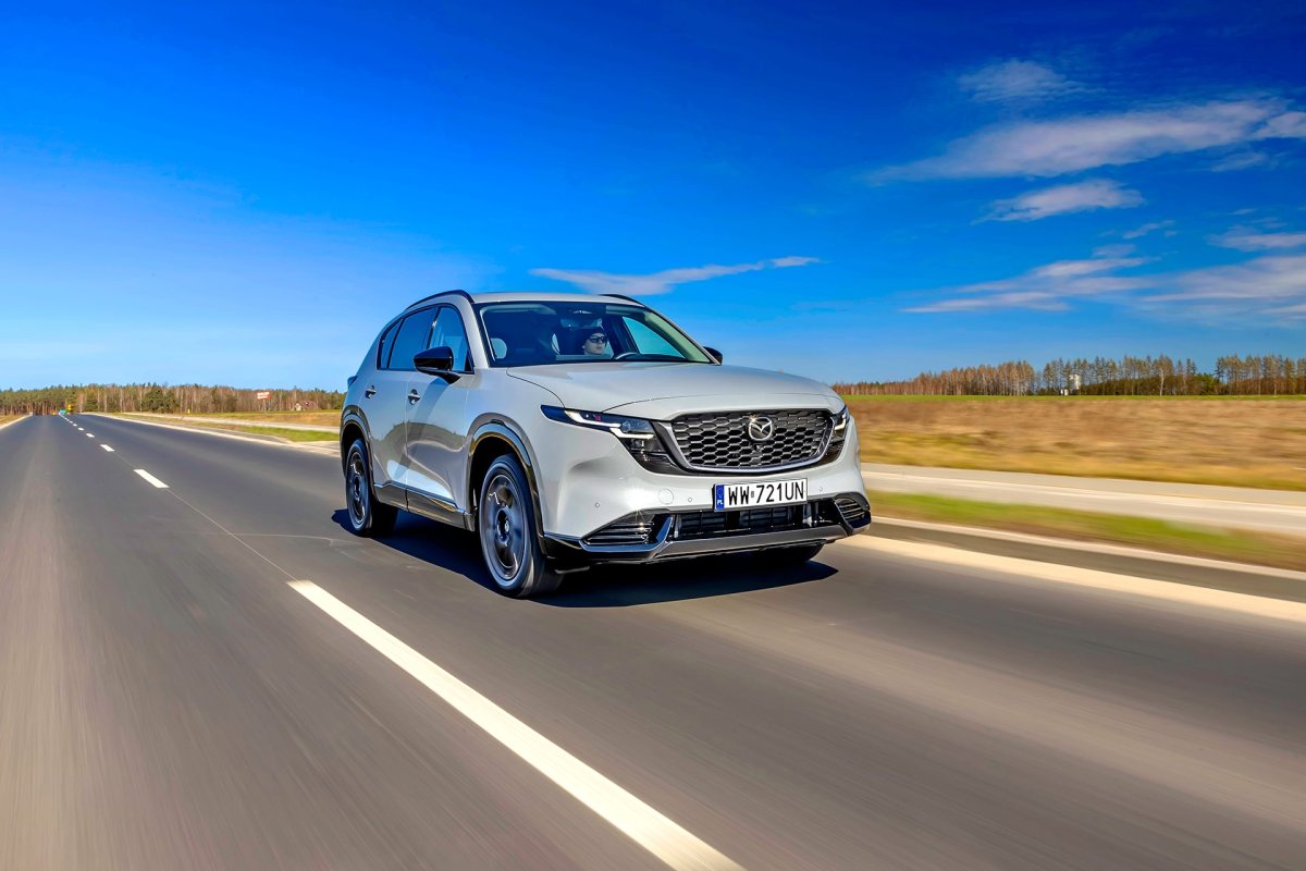 Mazda CX-5 2.5 e-Skyactiv G 6AT AWD – większa, tańsza, ale czy bez kompromisów? | TEST