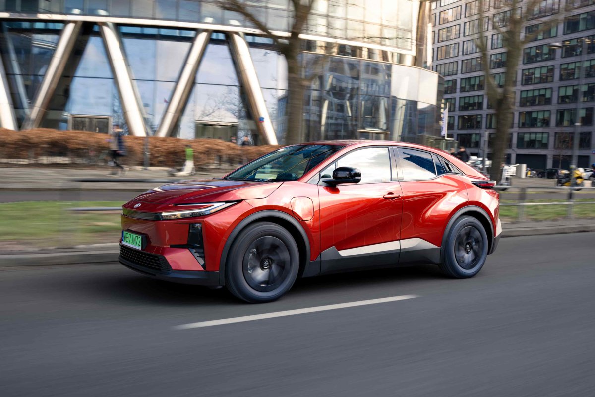 Toyota liderem w sprzedaży elektryków w Polsce. Maj przyniósł zaskakujący zwrot
