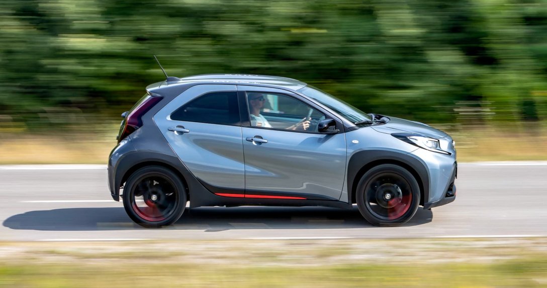Które auta kierowcy najwyżej ocenili pod względem niezawodności? Mała Toyota na czele rankingu na 2026 r.
