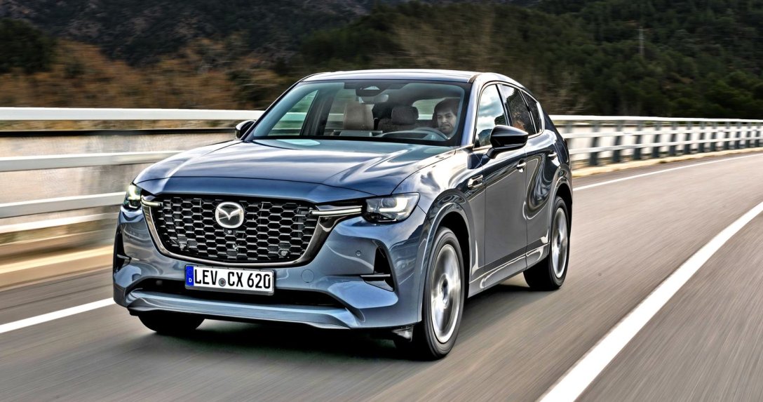 Mazda CX-60 przód w ruchu