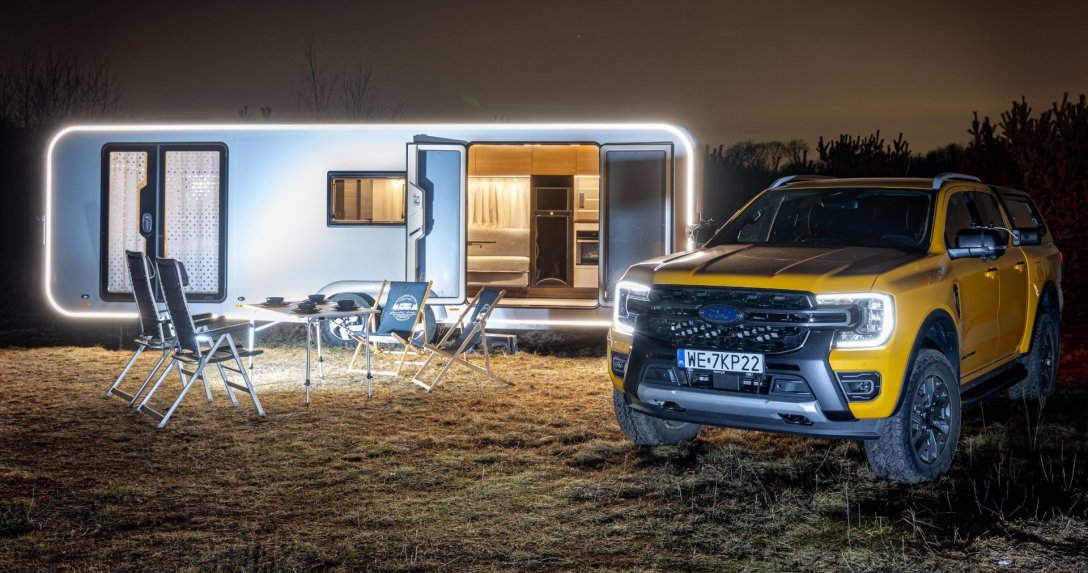 Ford Ranger PHEV i Adria Astella 704 HP