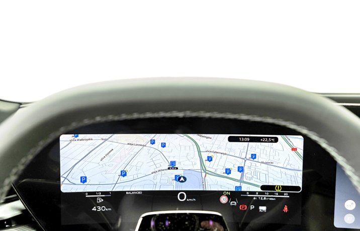 Audi A6 Limousine TFSI quattro S tronic (2026) - test - cyfrowe wskaźniki z widokiem mapy