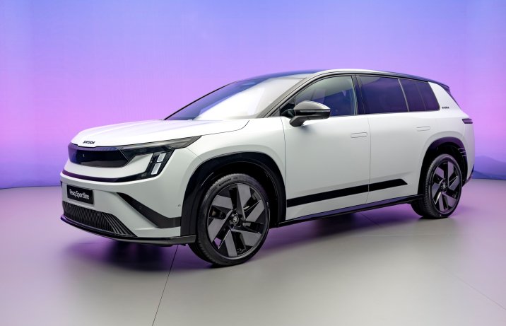 Skoda Peaq – przód i bok