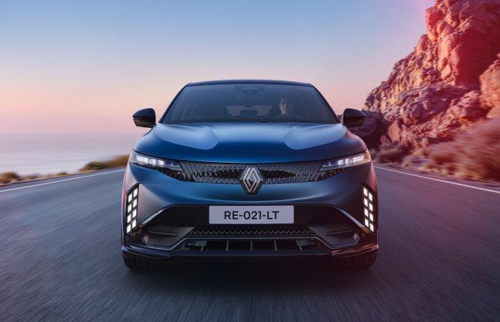 Renault Megane E-Tech – przód