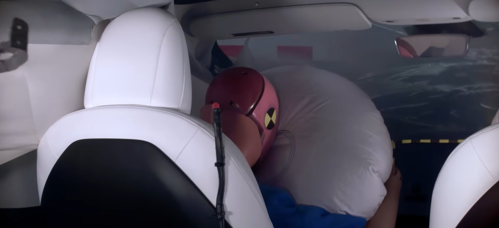 najechanie-na tyl-ciezarowki-euroncap-adac-12