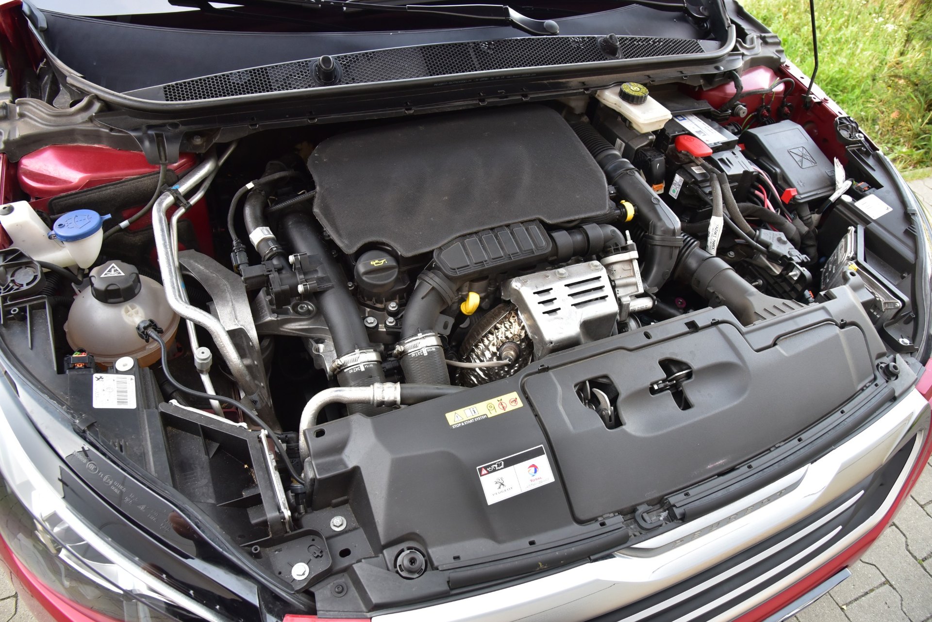peugeot-308-ii-1-2-puretech-silnik-benzynowy