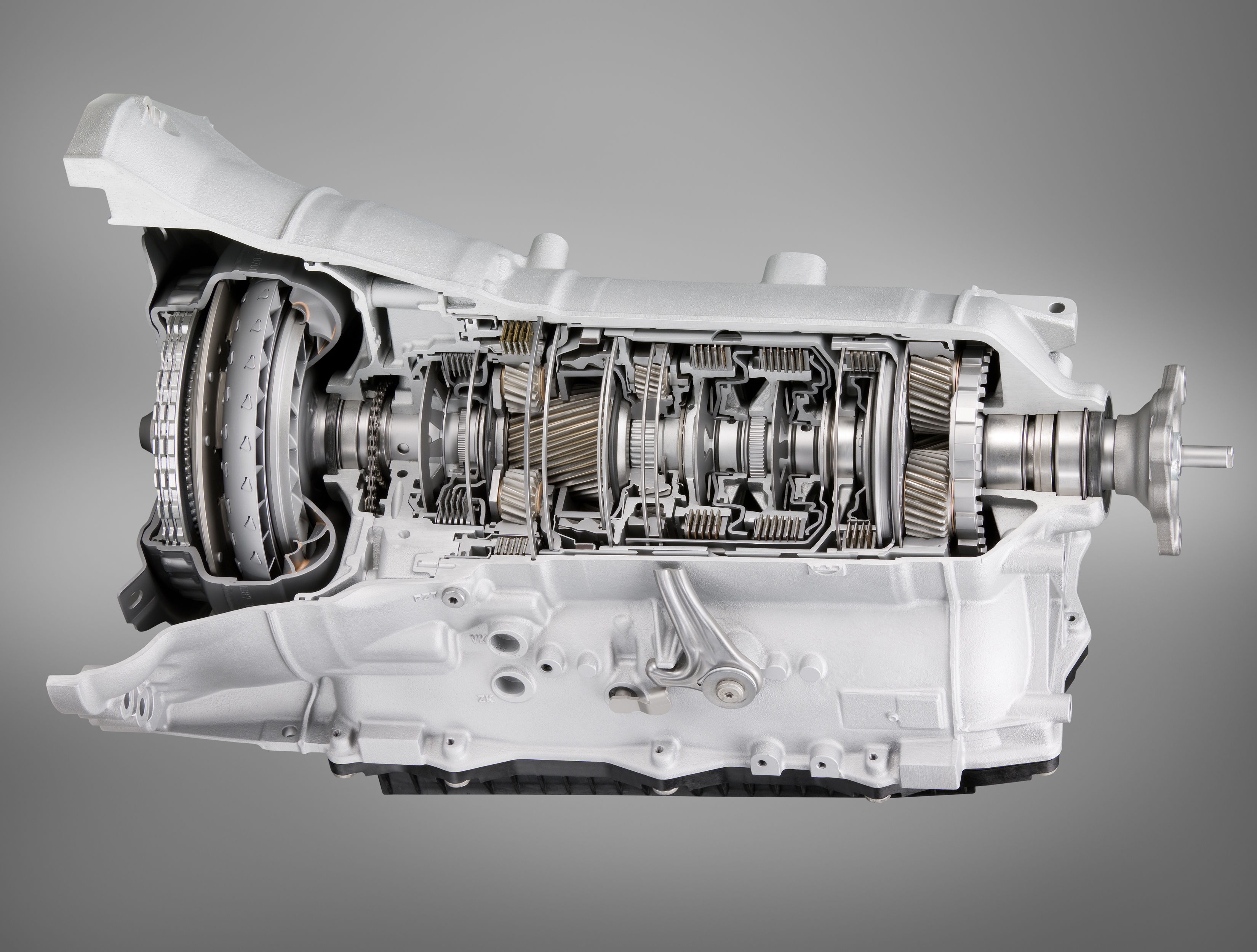 P90045903_highRes_bmw-8-speed-automati