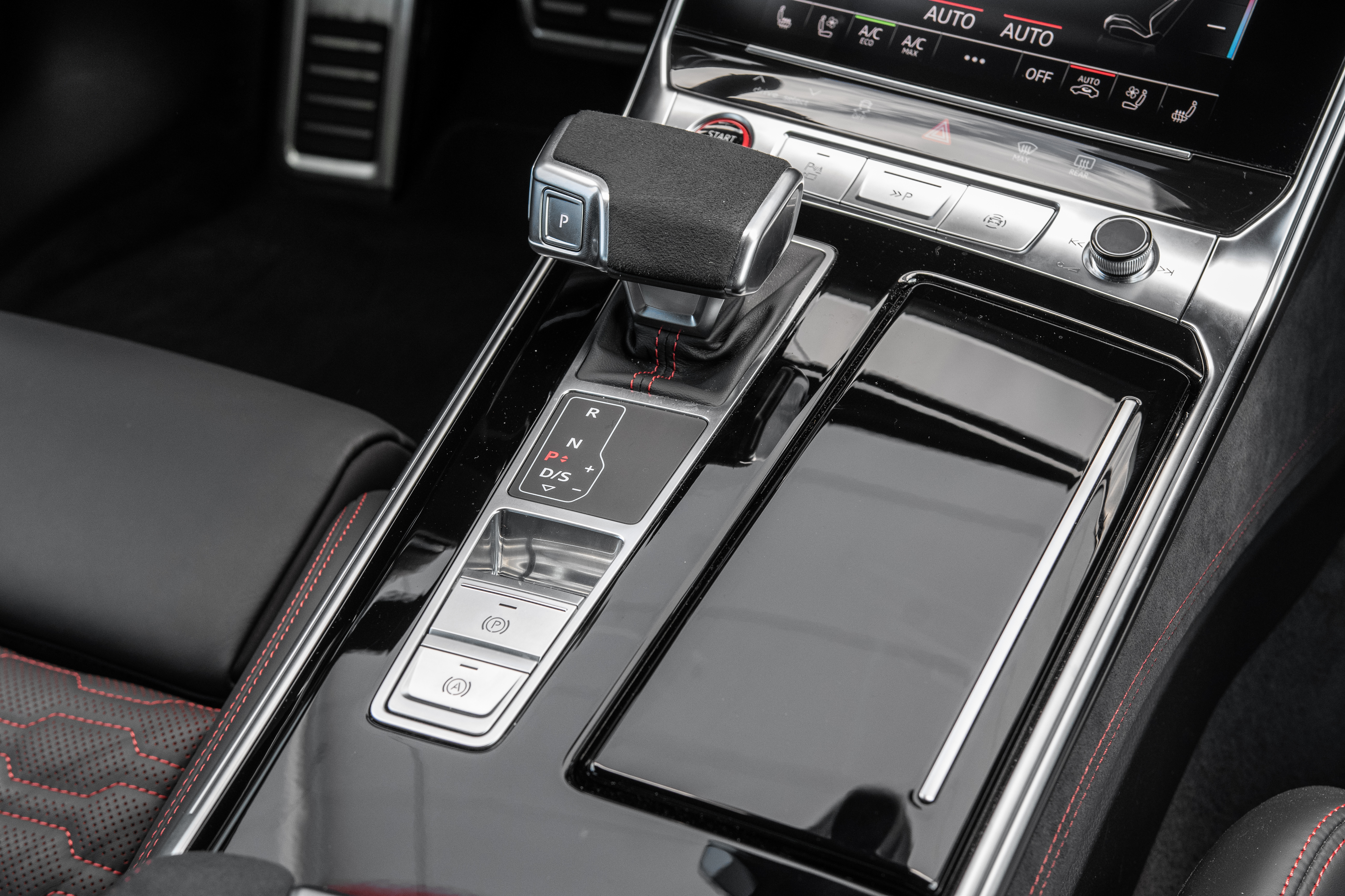 Audi-RS-6-ZF8HP