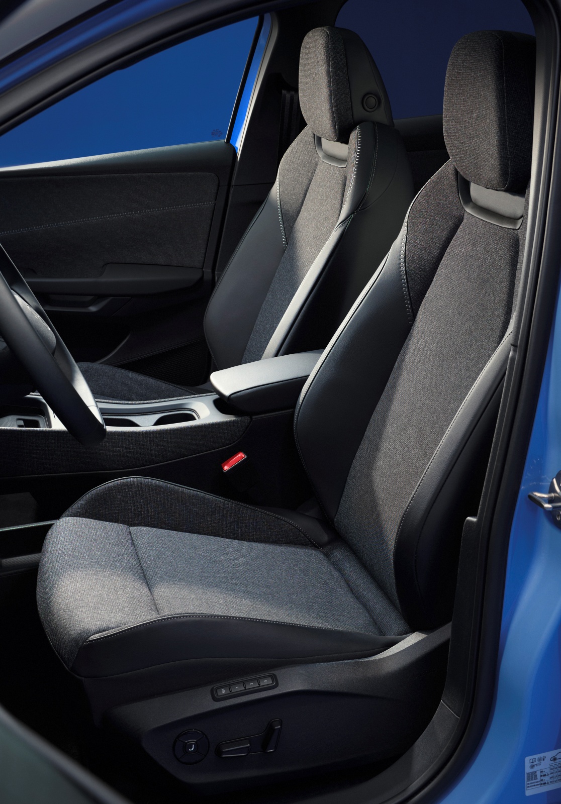 volkswagen-id-cross-fotele