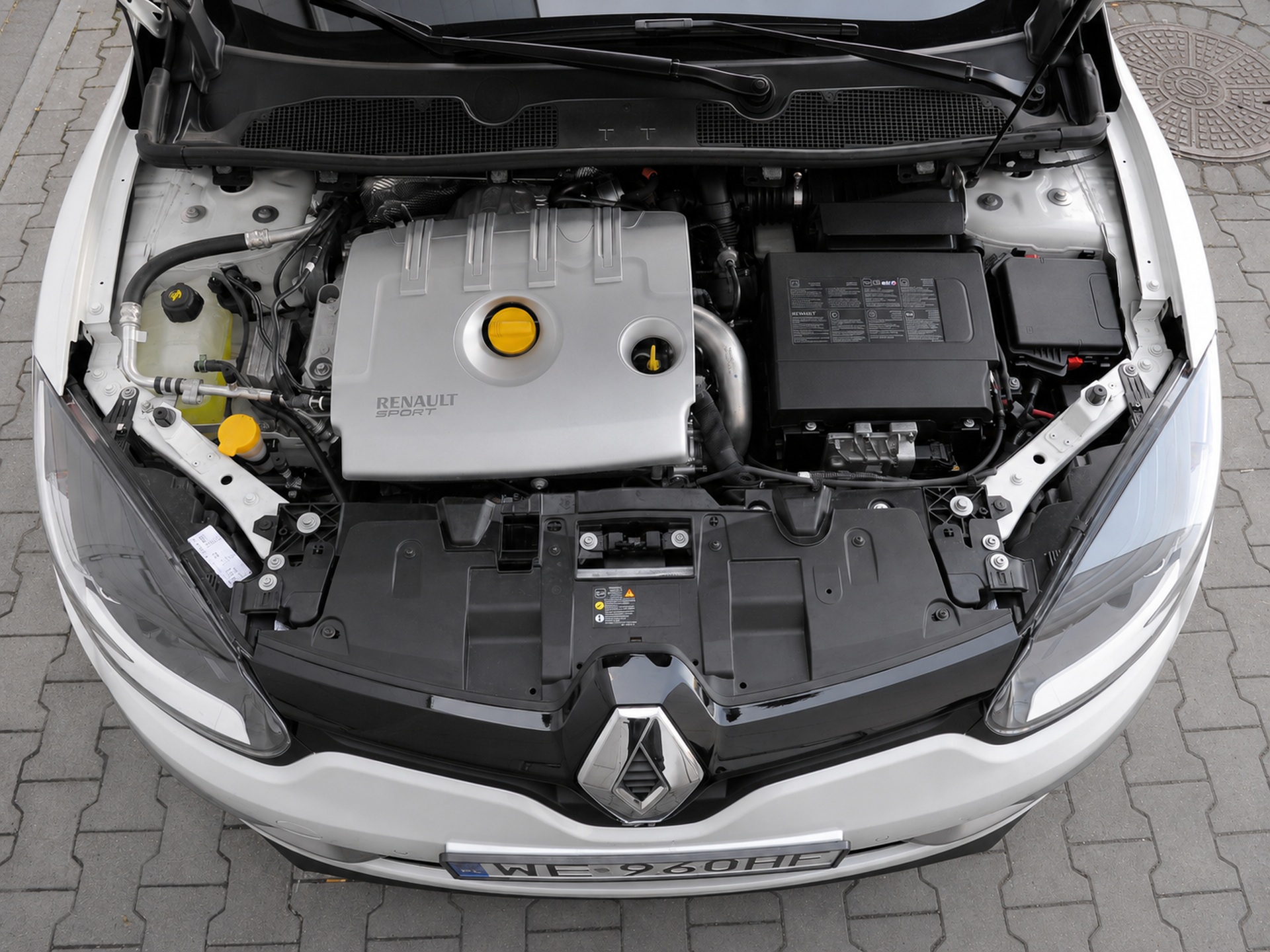 renault-megane-iii-gt-silnik-2.0-tce
