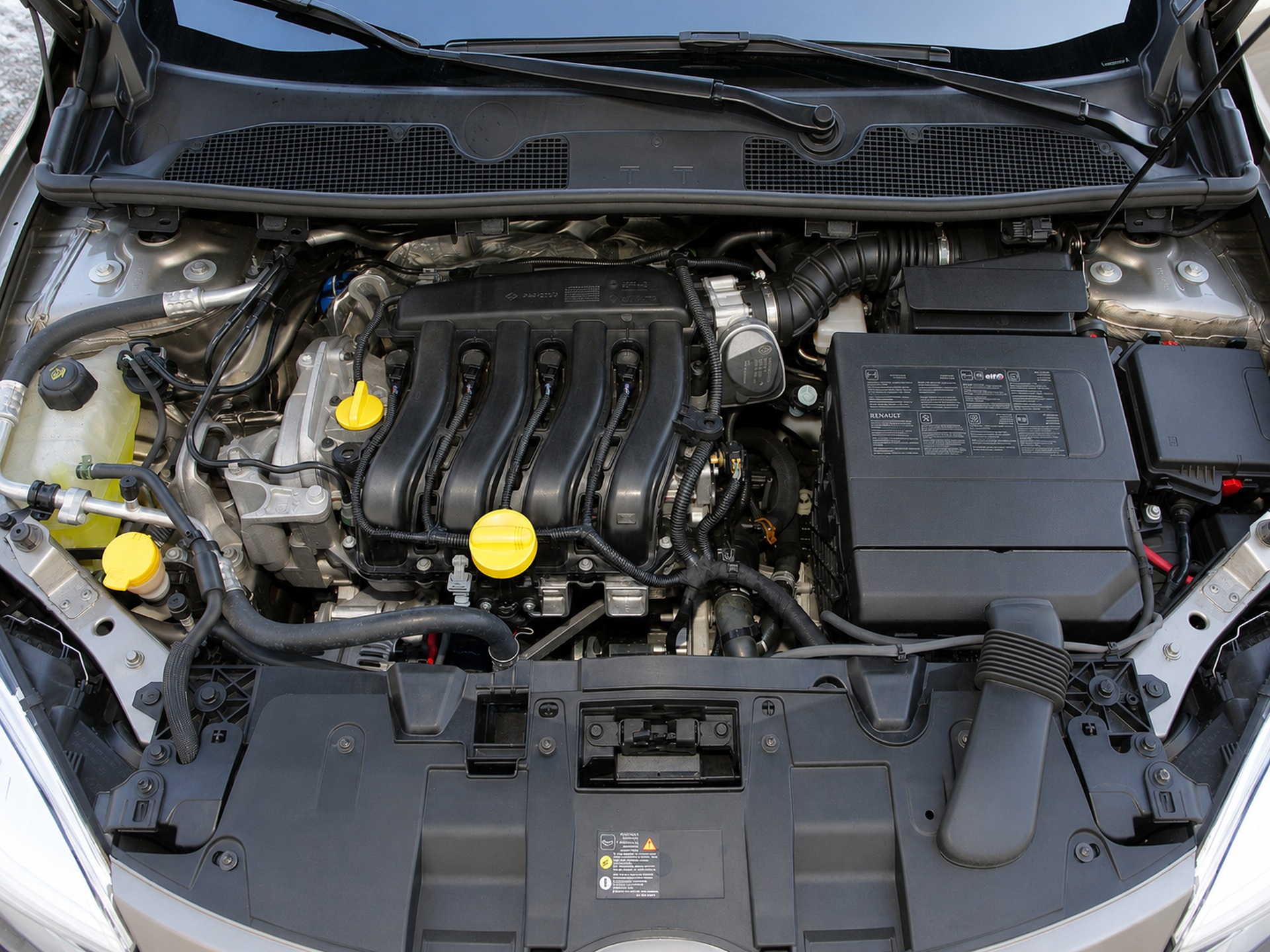 renault-megane-iii-silnik-1-6-16v-k4m