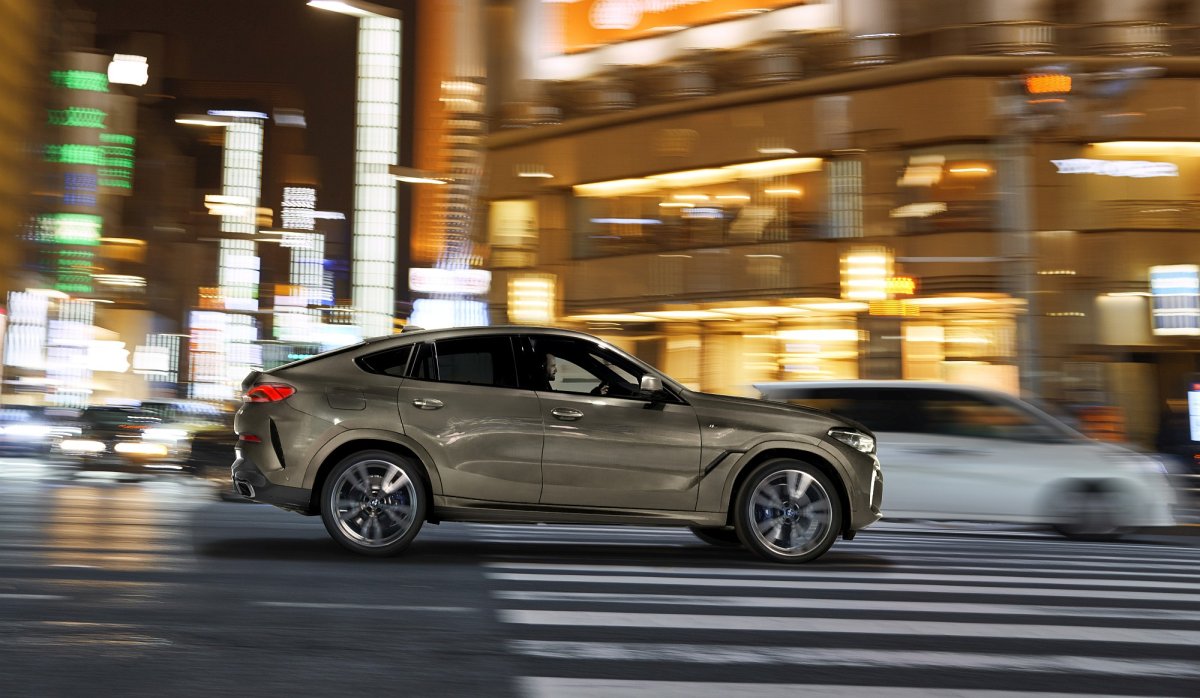 W Rosji powstają SUV-y BMW ze starych części. Ceny przekraczają 0,5 mln zł