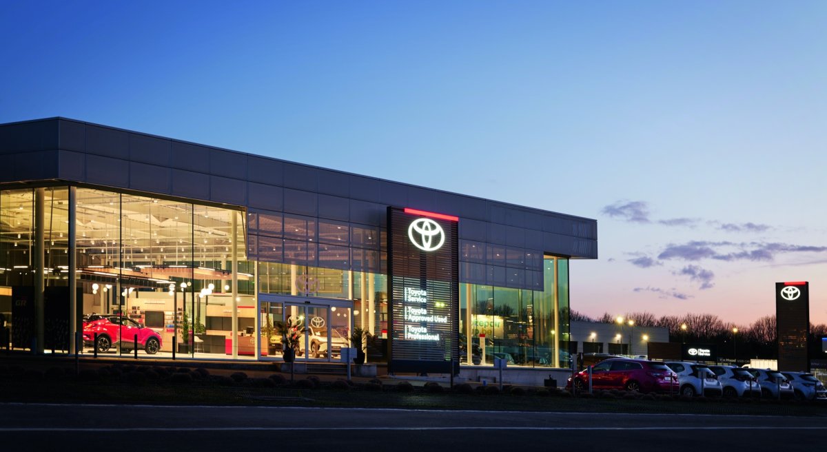 Dobre pierwsze półrocze 2026 r. na rynku nowych aut w Polsce. Toyota numerem 1, Corolla bestsellerem, MG HS w top 10 modeli