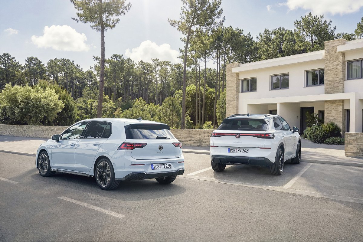 Volkswagen odpowiada Toyocie. Golf i T-Roc z pełną hybrydą trafiły do sprzedaży