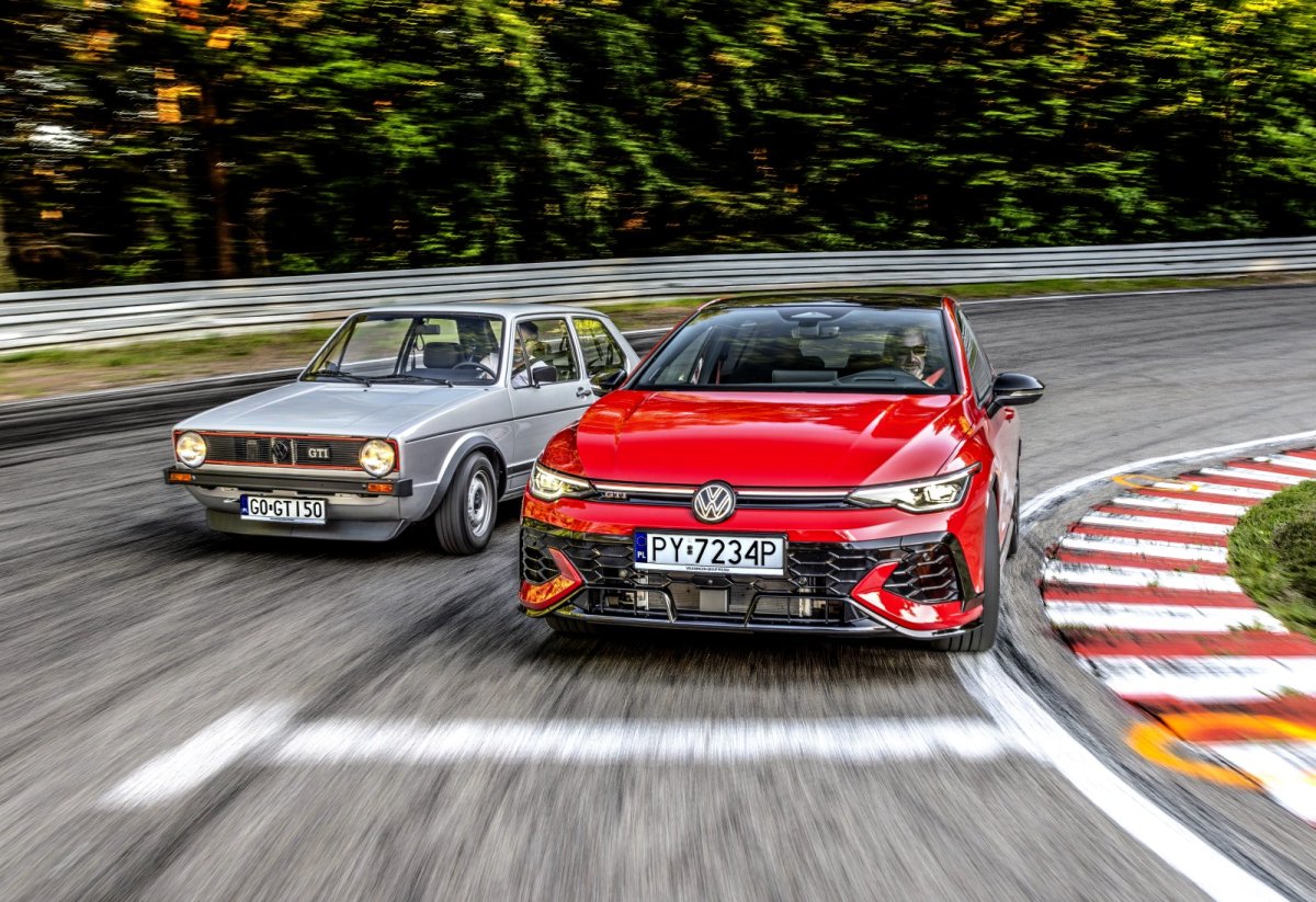 50 lat Volkswagena Golfa GTI | Spotkanie dwóch generacji kultowego hot hatcha
