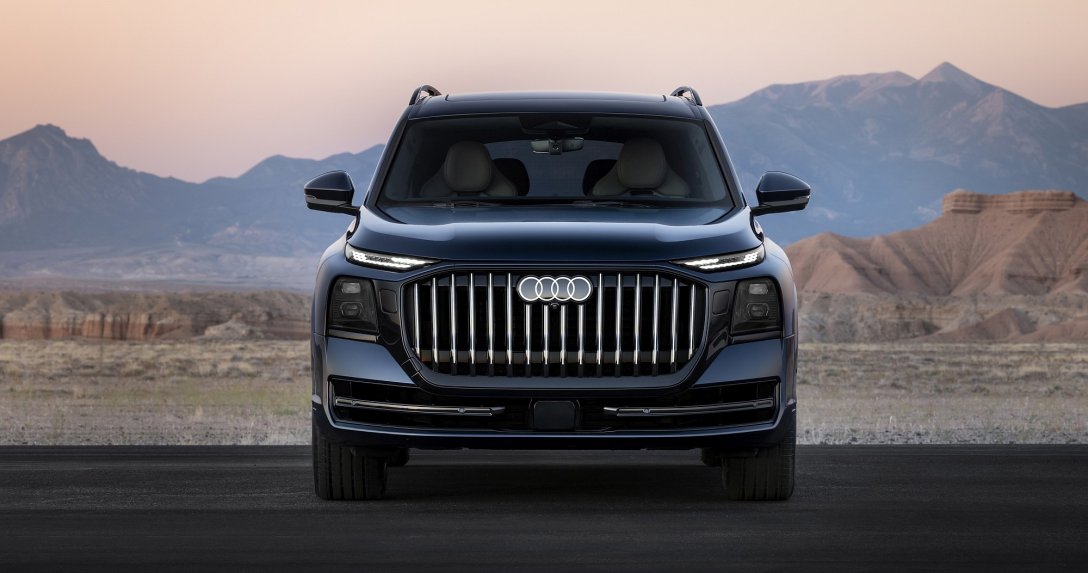Audi Q9 – przód