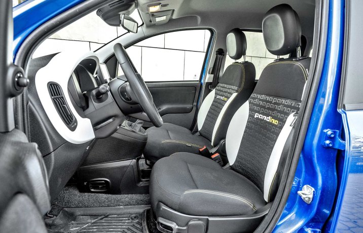 Fiat Pandina Hybrid 1.0 GSE 65 Cross – wnętrze, fotele