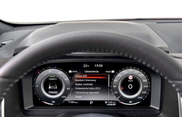 Nissan Qashqai e-Power (2026) - test - cyfrowe wskaźniki