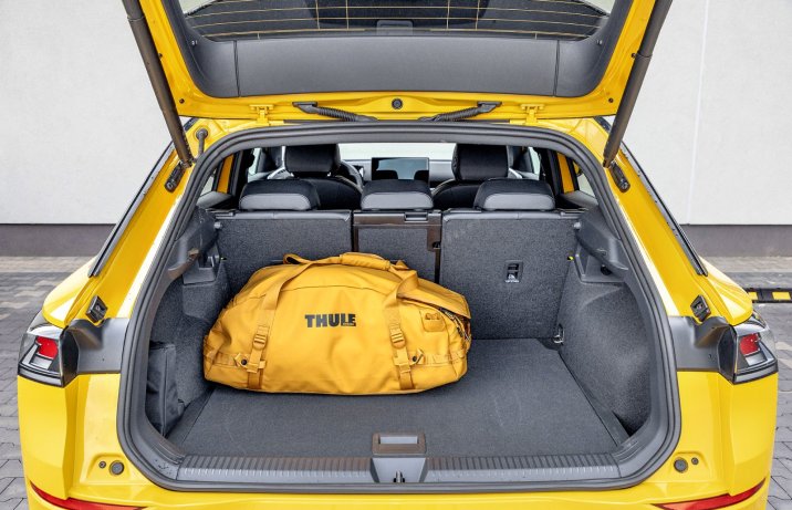 Volkswagen T-Roc 1.5 eTSI DSG (2026) - test - bagażnik