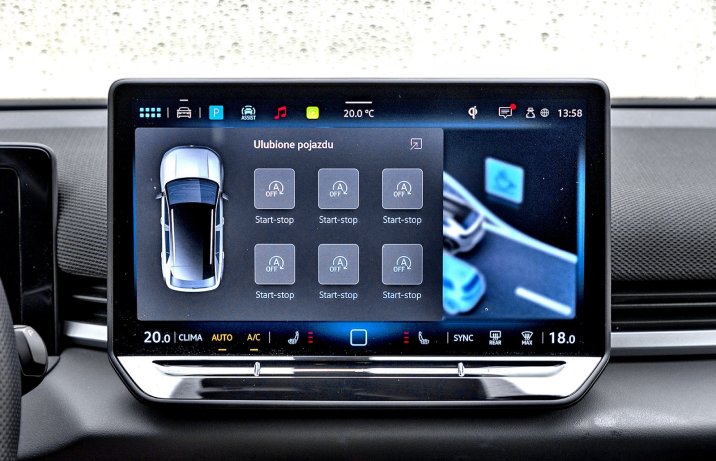 Volkswagen T-Roc 1.5 eTSI DSG (2026) - test - ekran i menu systemu multimedialnego