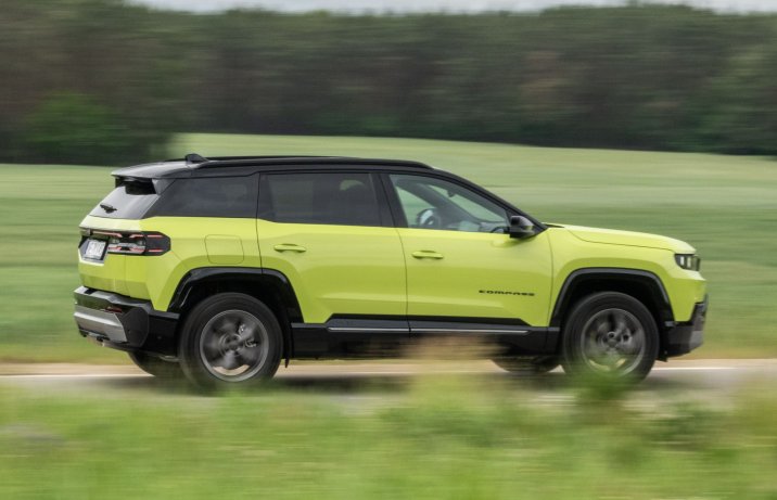 Jeep Compass - bok