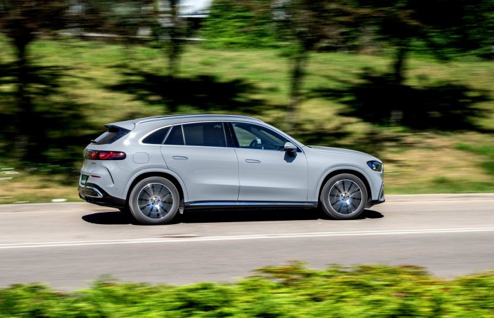 Mercedes GLC 400 4Matic electric (2026) - test - bok