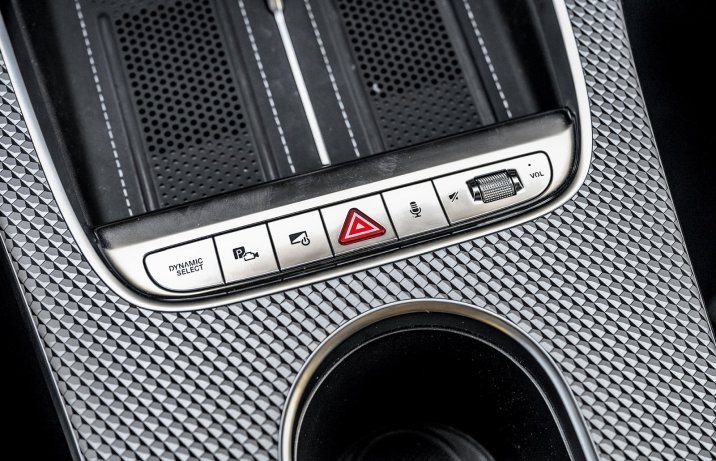 Mercedes GLC 400 4Matic electric (2026) - test - przyciski