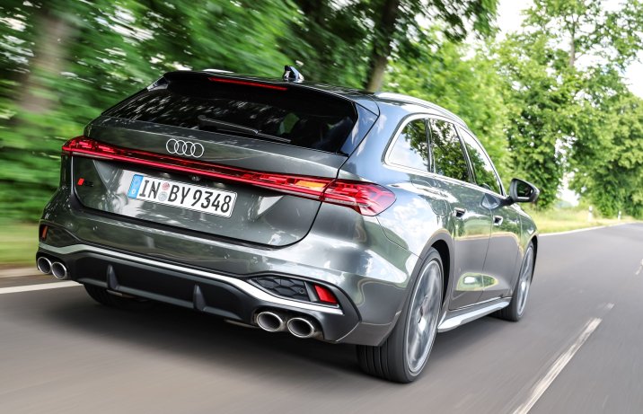 Audi S5 Avant - tył