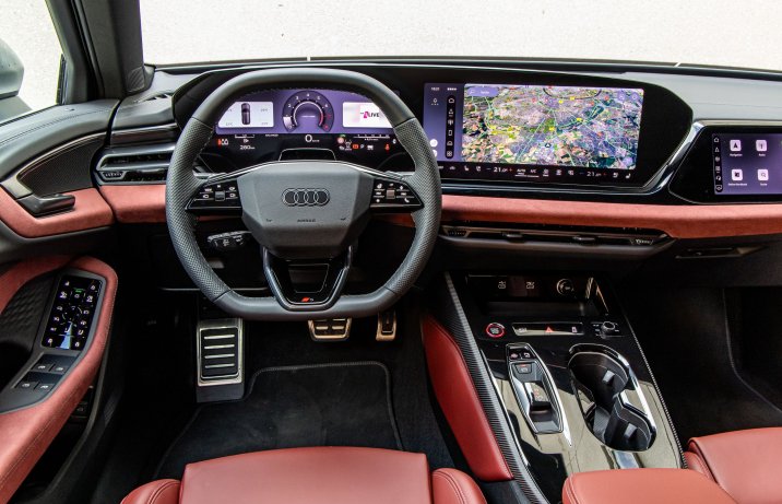 Audi S5 Avant - kokpit