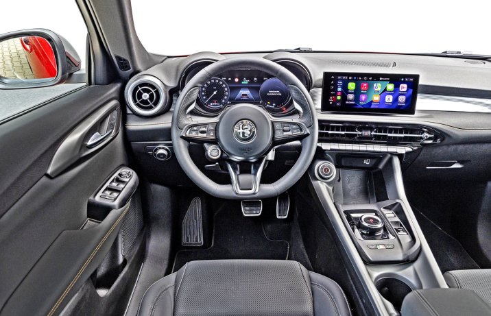 Alfa Romeo Tonal (2026) - test - kokpit / deska rozdzielcza