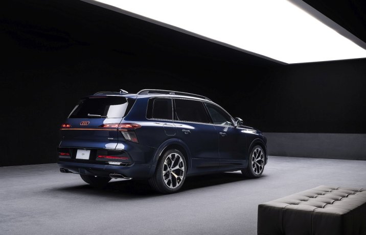 Audi Q9
