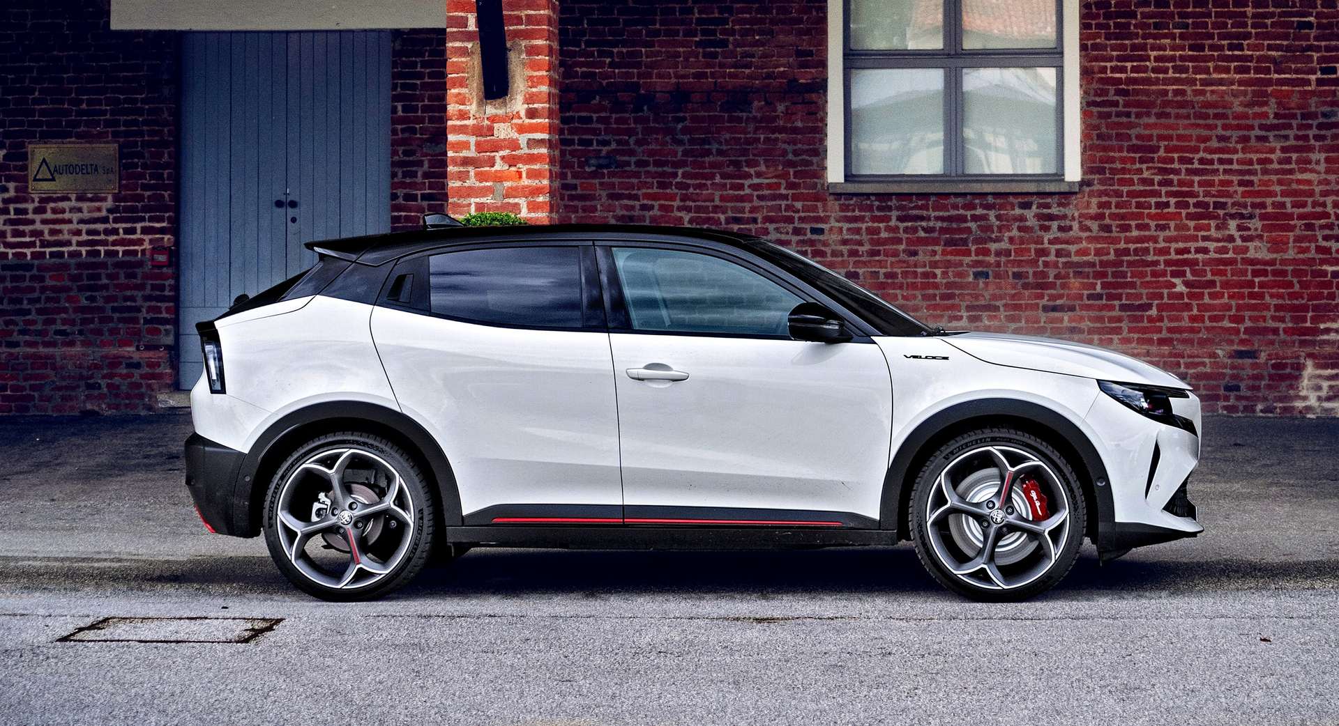 alfa-romeo-junior-veloce-profil