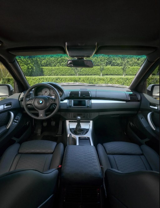 bmw x5 e53 kith –wnętrze