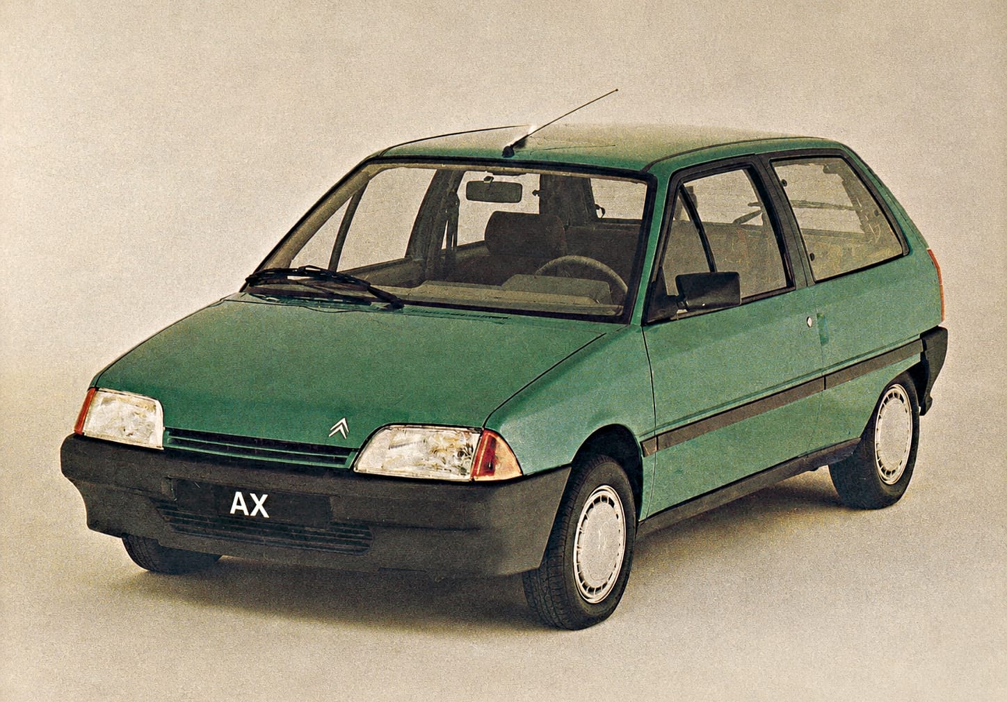 citroen-ax-1986-przod-bok-1