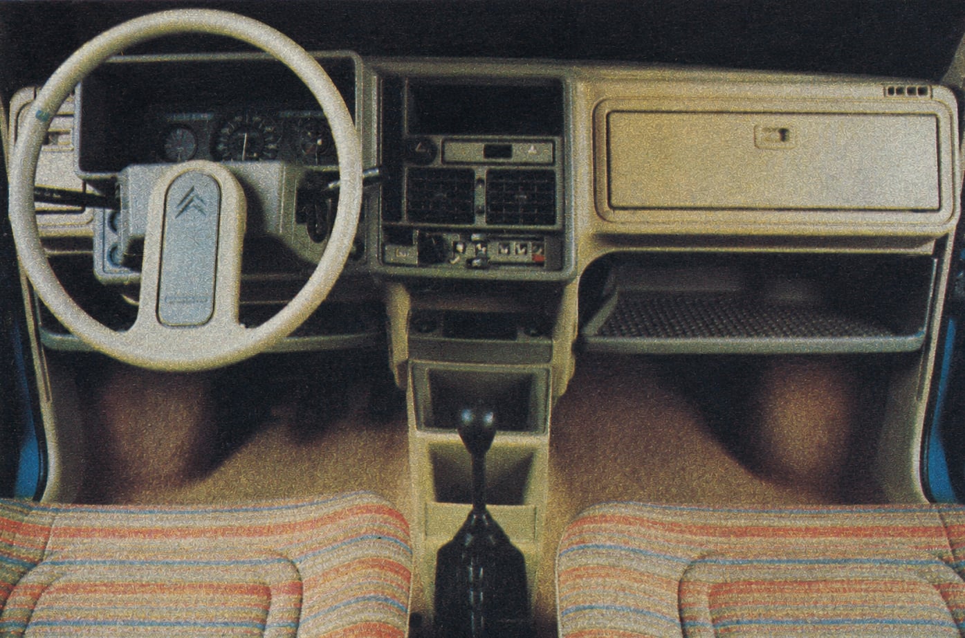 citroen-ax-1986-kokpit