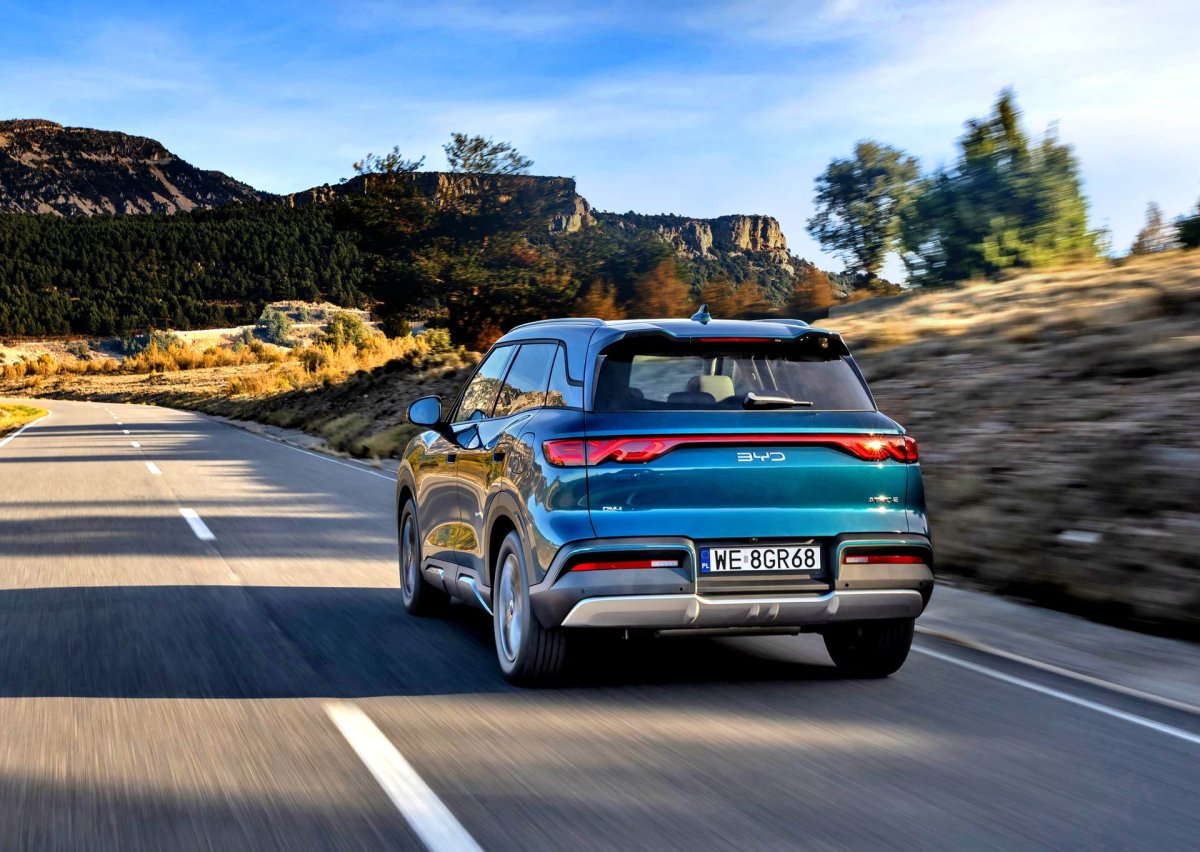 BYD Atto 2 DM-i – na miasto, na trasę