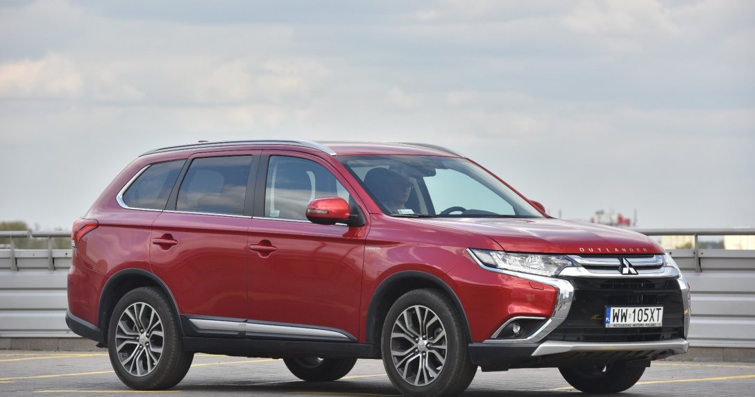 Mitsubishi Outlander III