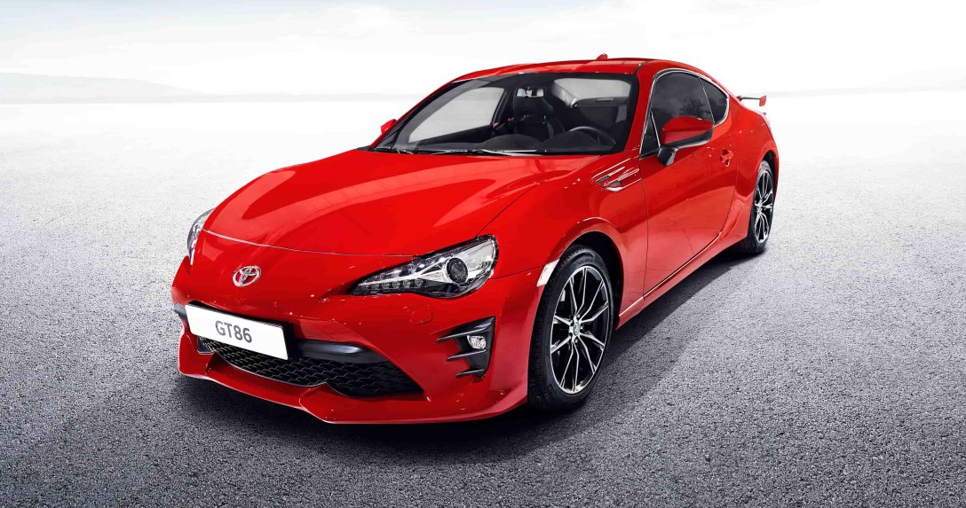 Stare auto jak nowe? Program Upgrade Factory dla Toyot i Lexusów w Japonii wciąż się rozrasta