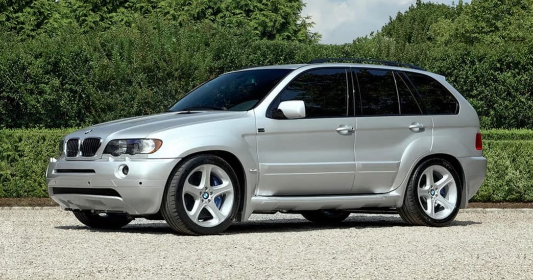 BMW X5 z 2000 roku dostało V10 z M5 i manualną skrzynię